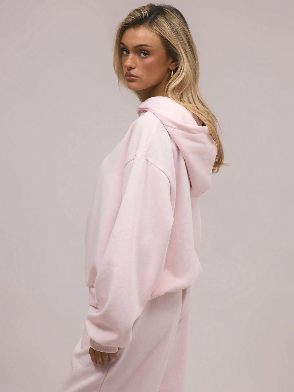 Oversized Fleece Hooded Sweatshirt for Women - Cozy & Stylish Hoodie