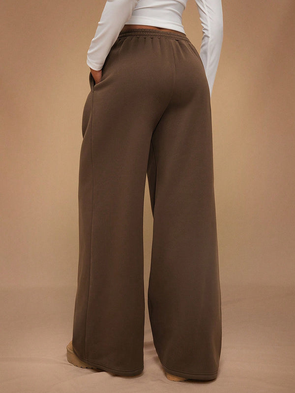 Stay Cozy and Stylish with Thick Warm Low-Rise Wide-Leg Sweatpants