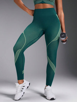 High-Waist Seamless Striped Leggings | Comfortable & Stylish Activewear