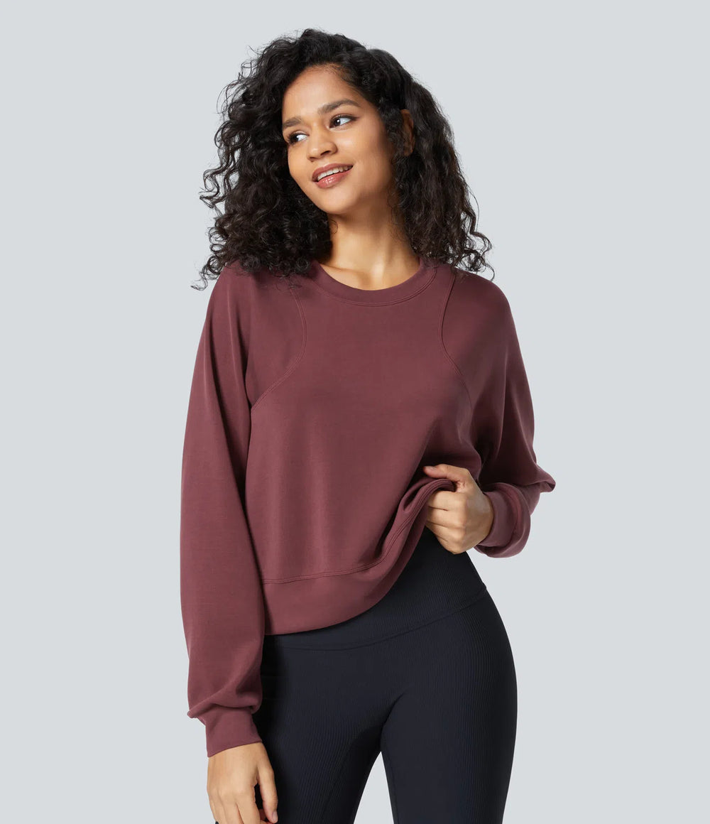 Round Neck Raglan Sleeve Sweatshirt | Casual & Comfortable